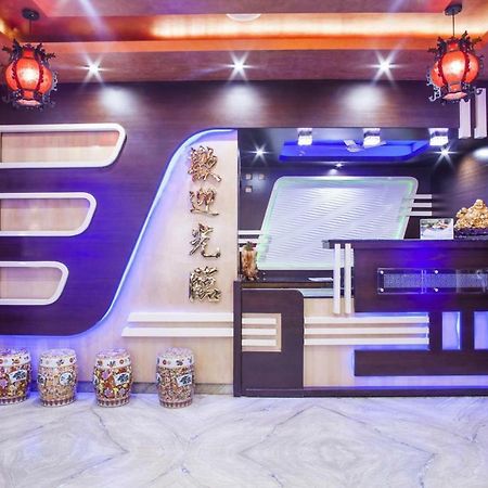 Hotel Lee Garden Пури Экстерьер фото